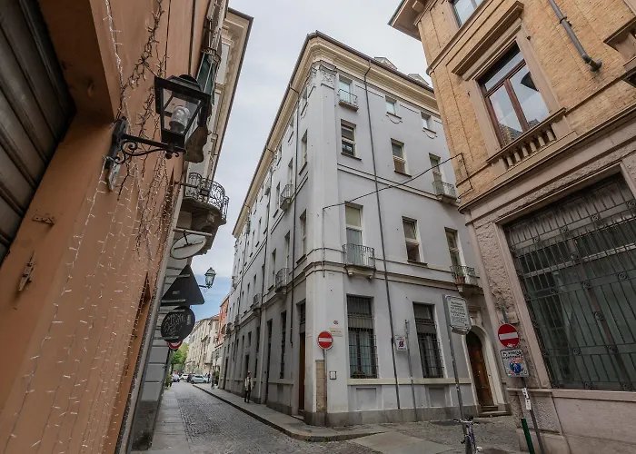 Il Colibri By Wonderful Italy * Turin
